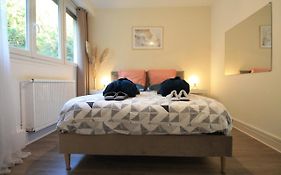 Derniere Reservations Avant Indisponibilite En Septembre Pour 12 Mois, Illimites Jacuzzi Spa Bain A Remous Interieur, Sauna Interieur, Parking Reserve, Vue Et Acces Parc, Prestations Uniques, 1Er Etage
