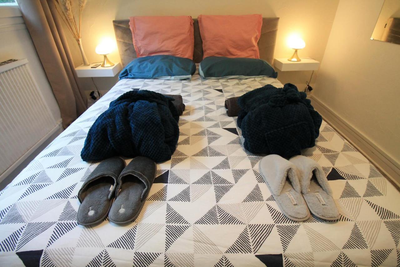 Derniere Reservations Avant Indisponibilite En Septembre Pour 12 Mois, Illimites Jacuzzi Spa Bain A Remous Interieur, Sauna Interieur, Parking Reserve, Vue Et Acces Parc, Prestations Uniques, 1Er Etage Corbeil-Essonnes Extérieur photo