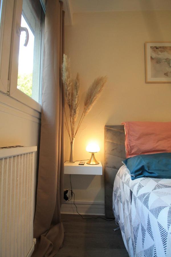 Derniere Reservations Avant Indisponibilite En Septembre Pour 12 Mois, Illimites Jacuzzi Spa Bain A Remous Interieur, Sauna Interieur, Parking Reserve, Vue Et Acces Parc, Prestations Uniques, 1Er Etage Corbeil-Essonnes Extérieur photo